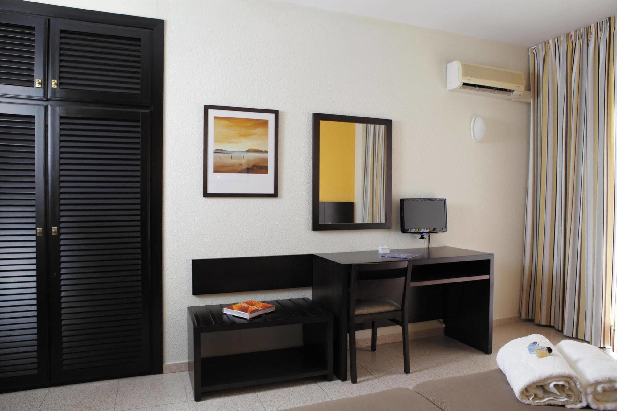 Azuline Mar Amantis & Ii Hotel Sant Antoni de Portmany